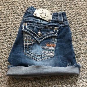 Miss Me signature shorts size 29